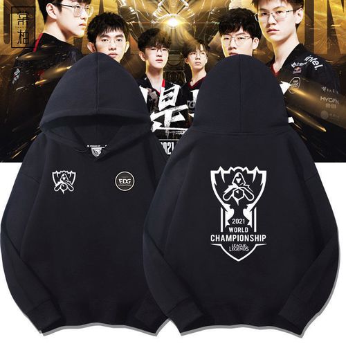 Xiaolaohu ：整个常规赛 感觉今年打得比以往要好非常多