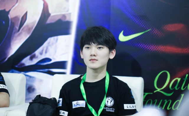 Viper：KC能击败TES我觉得他们很强，能赢下来很幸运