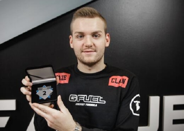 TeSeS： ＂我知道随着时间的推移，我会成为一个非常好的锚点选手＂